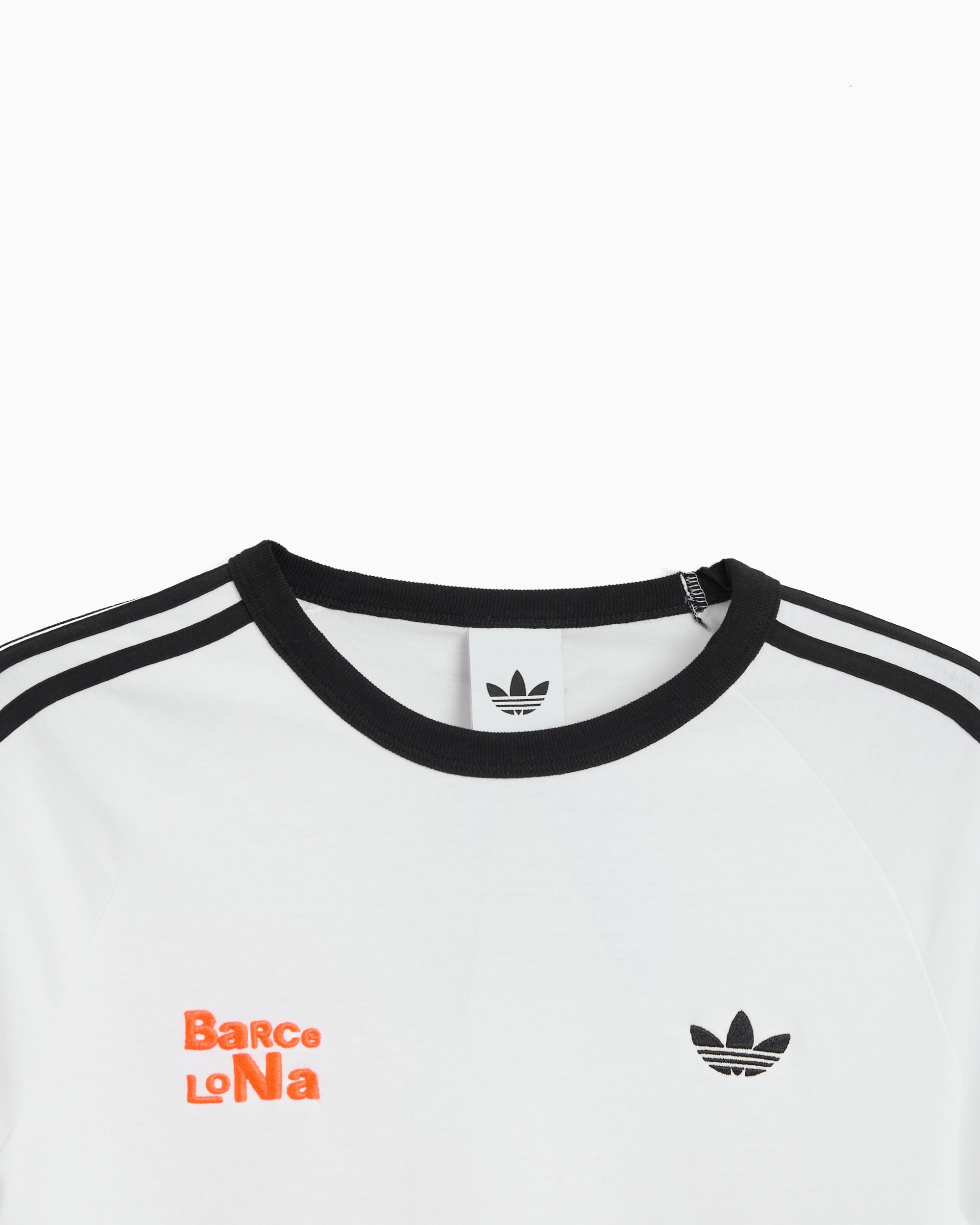 T-Shirts adidas Originals x Bad Bunny DTmF Tour Merch "Barcelona" Long-Sleeved Relaxed Men's T-Shirt - LH0418