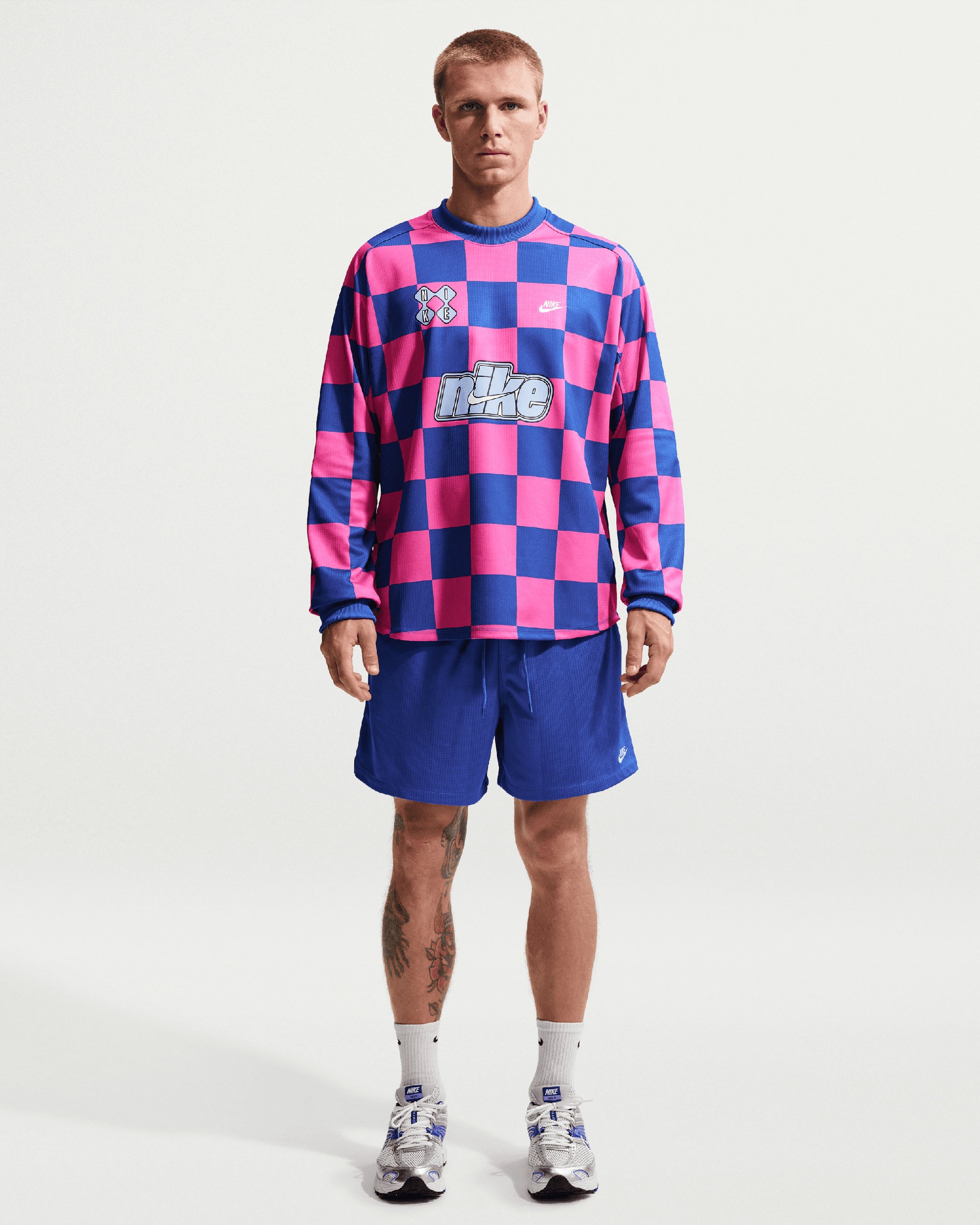 T-Shirts Nike Sportswear Club Goalie Plaid Long-Sleeved Relaxed Men's Jersey T-Shirt - II4367-480
