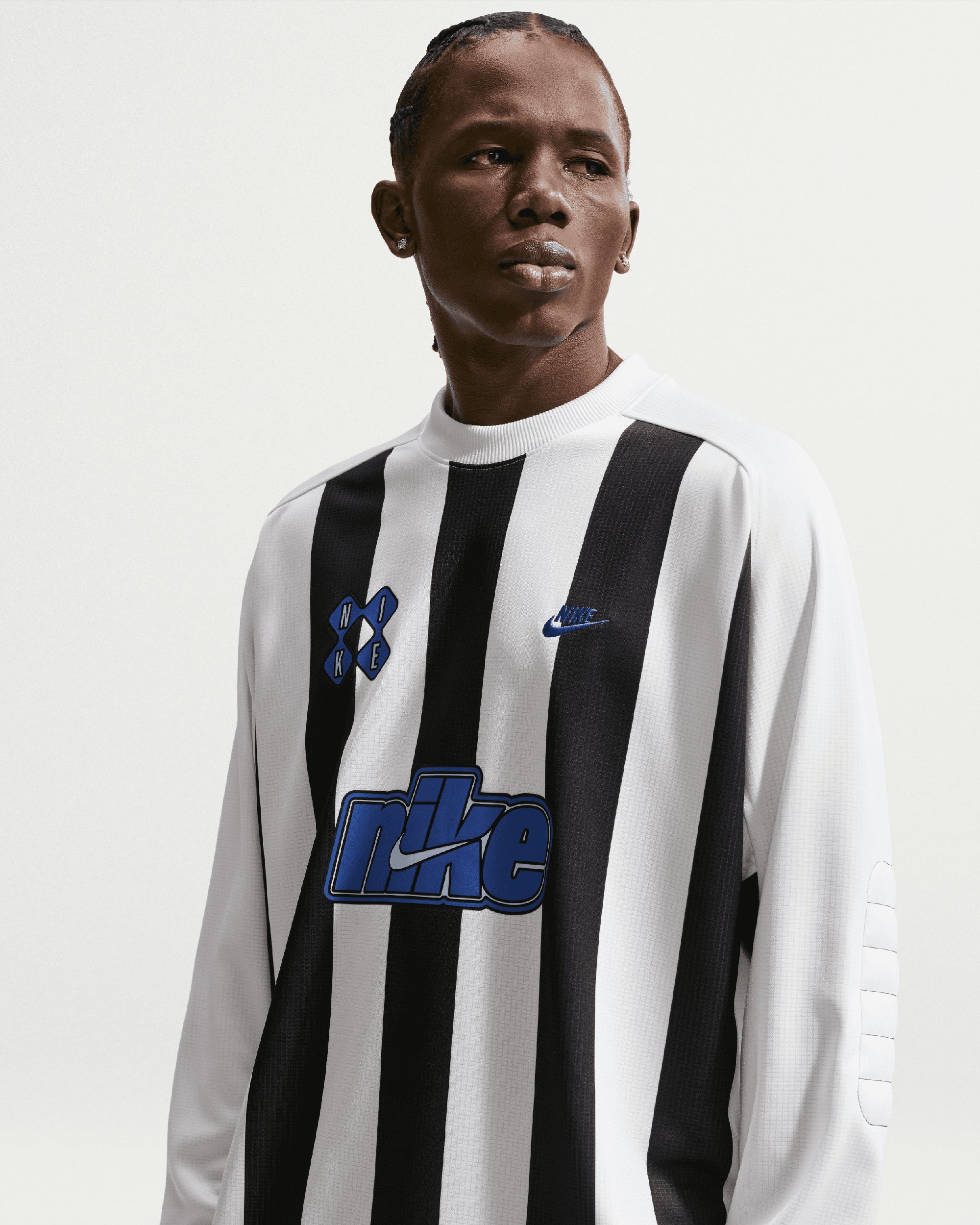 T-Shirts Nike Sportswear Club Goalie Striped Long-Sleeved Relaxed Men's Jersey T-Shirt - II4365-010